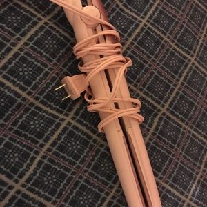 New hair straightener, never used.